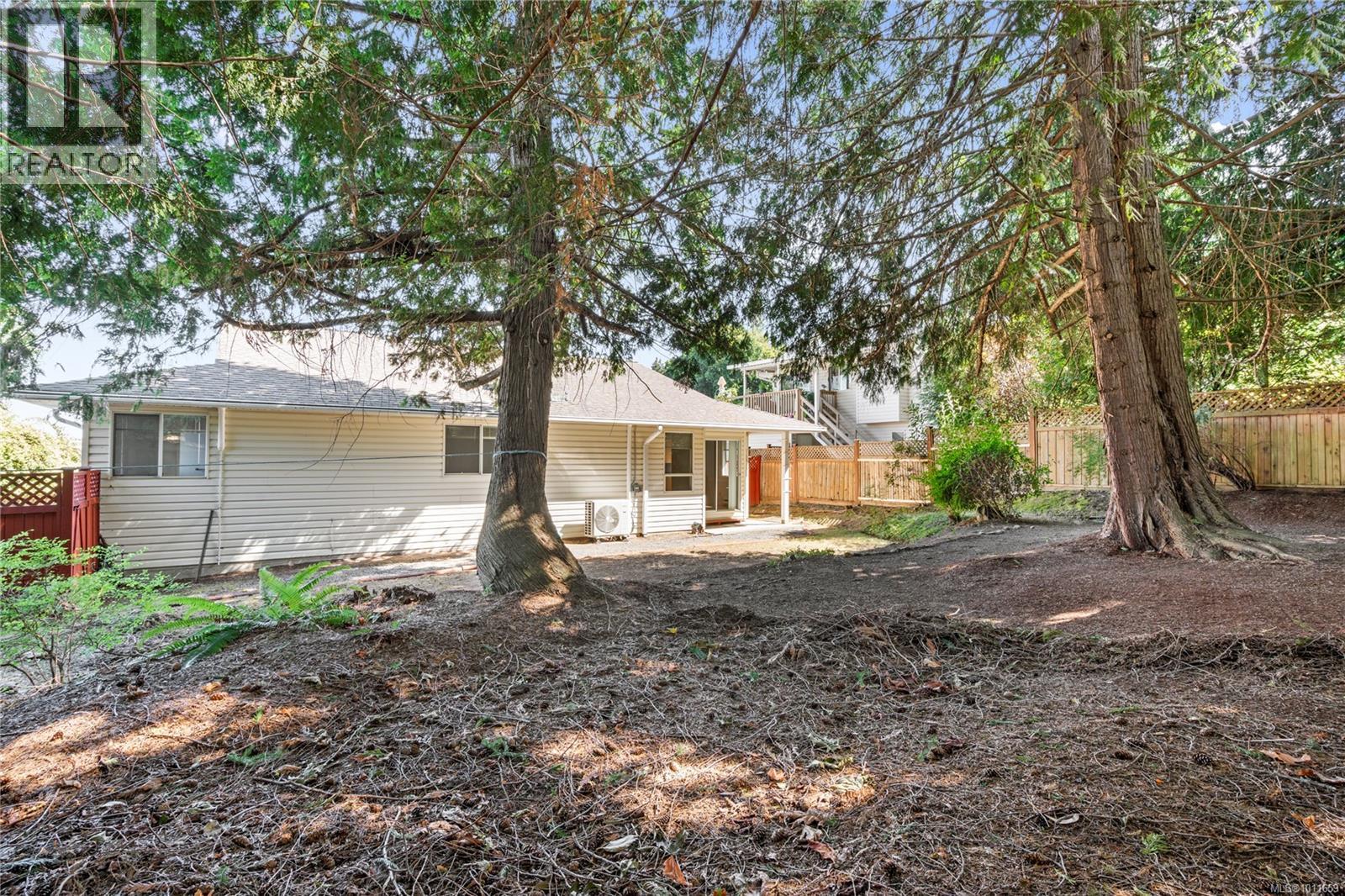 Photo 32 of 5420 Westdale Rd, Nanaimo BC