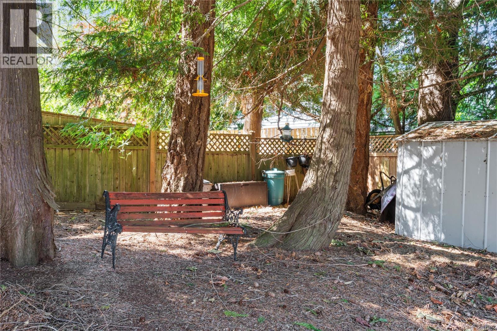 Photo 37 of 5420 Westdale Rd, Nanaimo BC