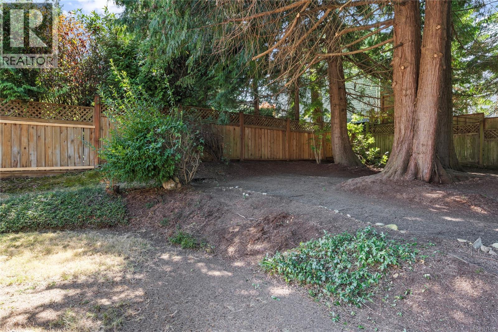 Photo 38 of 5420 Westdale Rd, Nanaimo BC