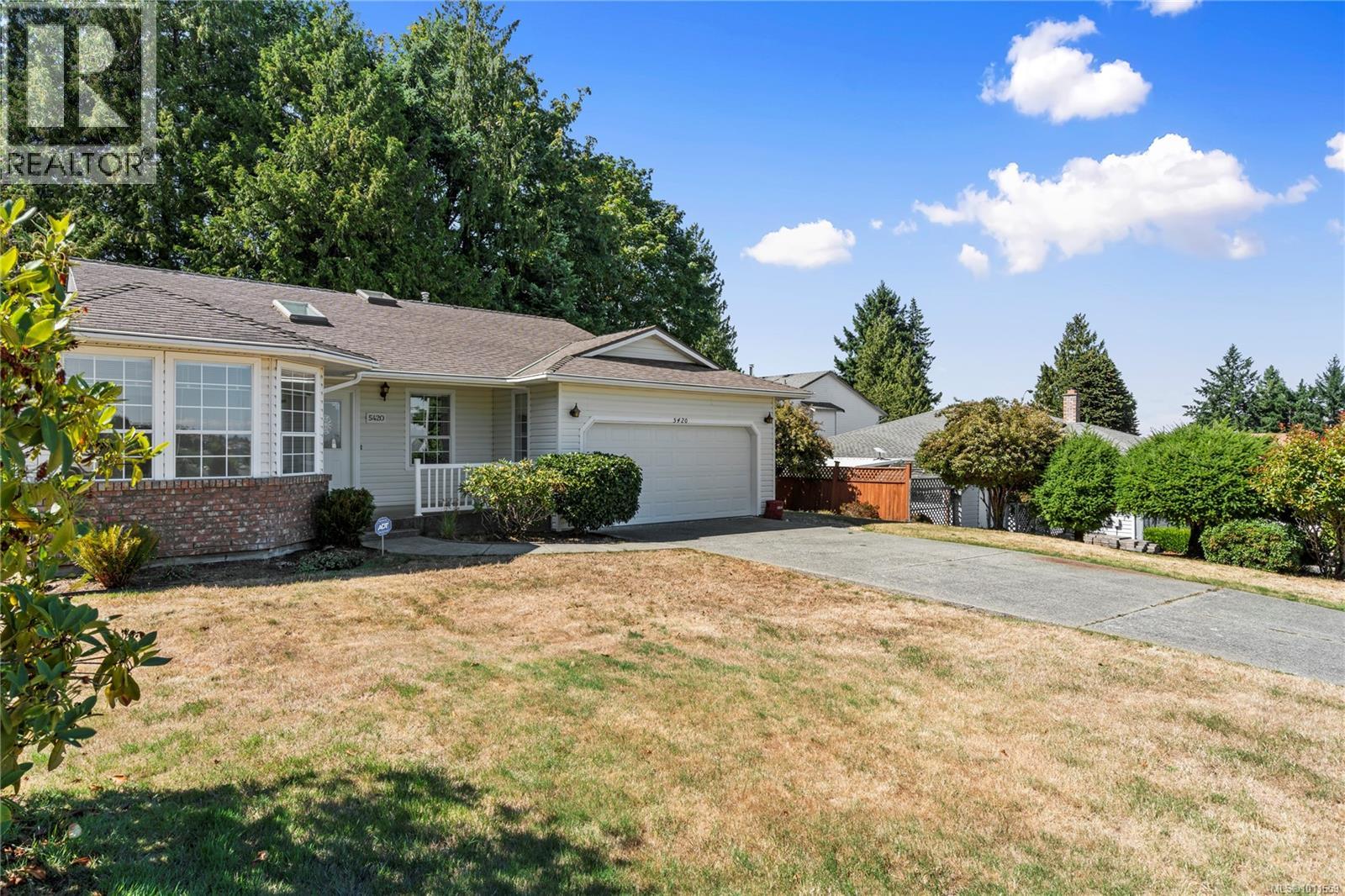 Photo 39 of 5420 Westdale Rd, Nanaimo BC