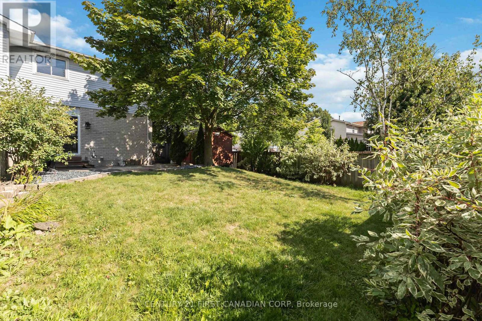 Photo 28 of 71 Golfdale Crescent, London South ON