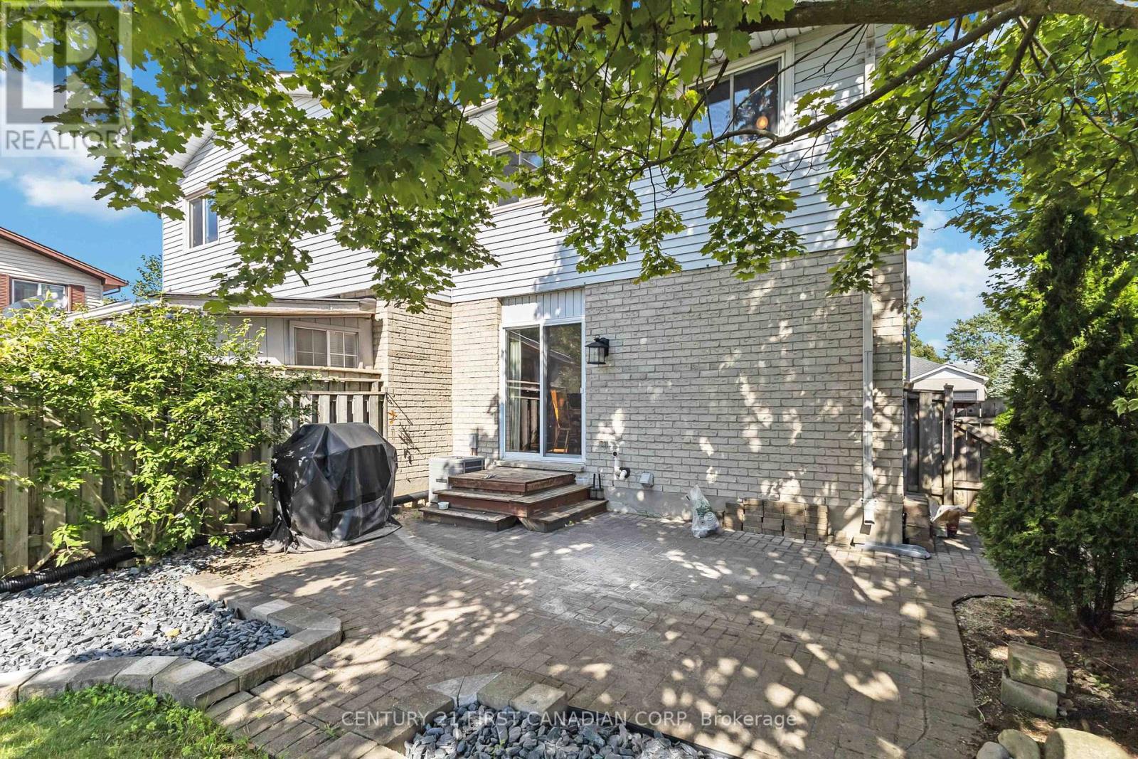 Photo 29 of 71 Golfdale Crescent, London South ON