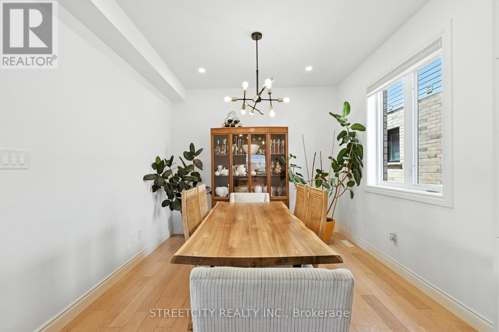 Photo 16 of 1616 Henrica Avenue, London North ON