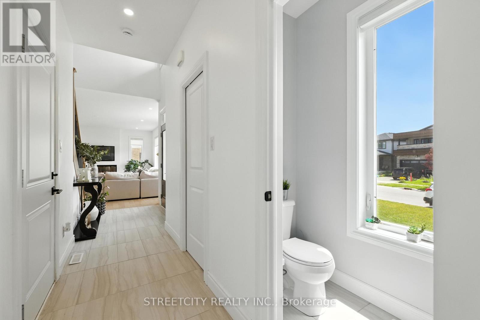 Photo 23 of 1616 Henrica Avenue, London North ON