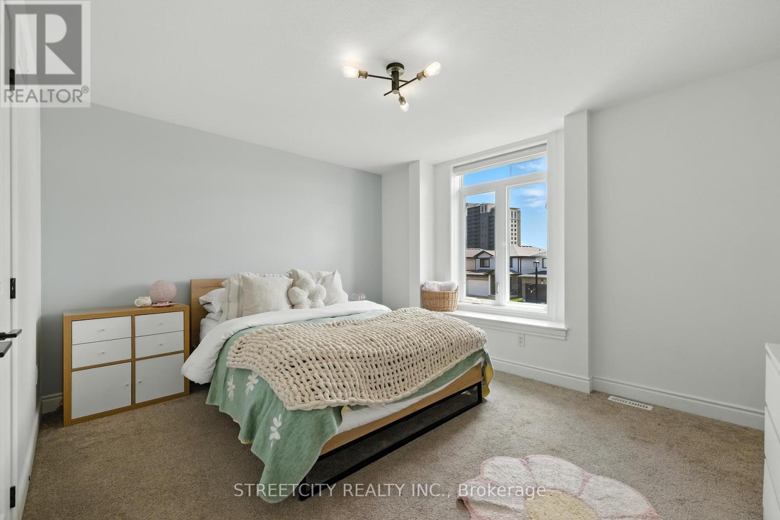 Photo 26 of 1616 Henrica Avenue, London North ON