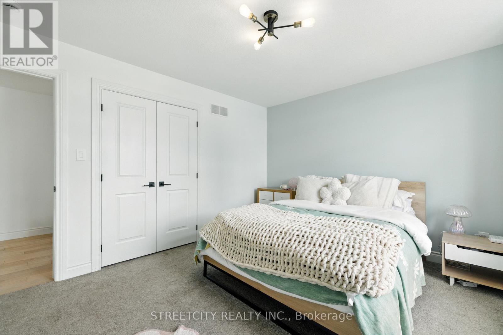 Photo 27 of 1616 Henrica Avenue, London North ON