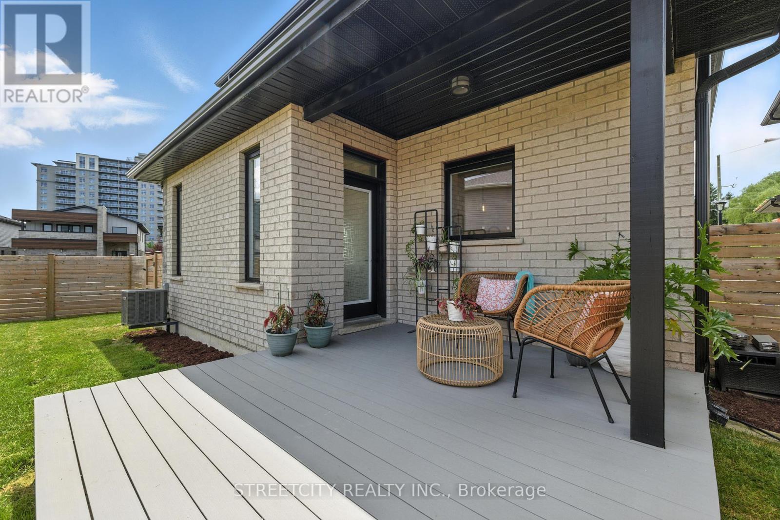 Photo 36 of 1616 Henrica Avenue, London North ON