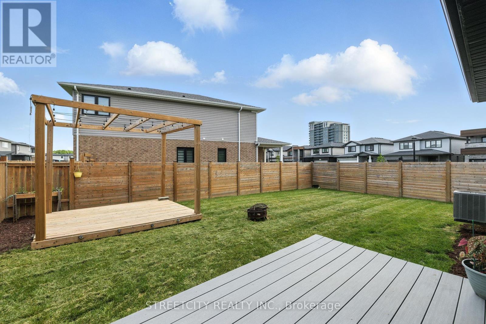 Photo 40 of 1616 Henrica Avenue, London North ON