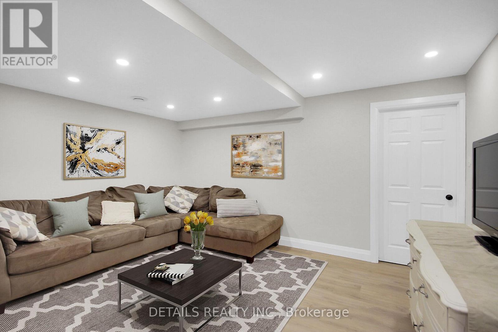 Photo 33 of 1362 Cornfield Crescent, Ottawa ON