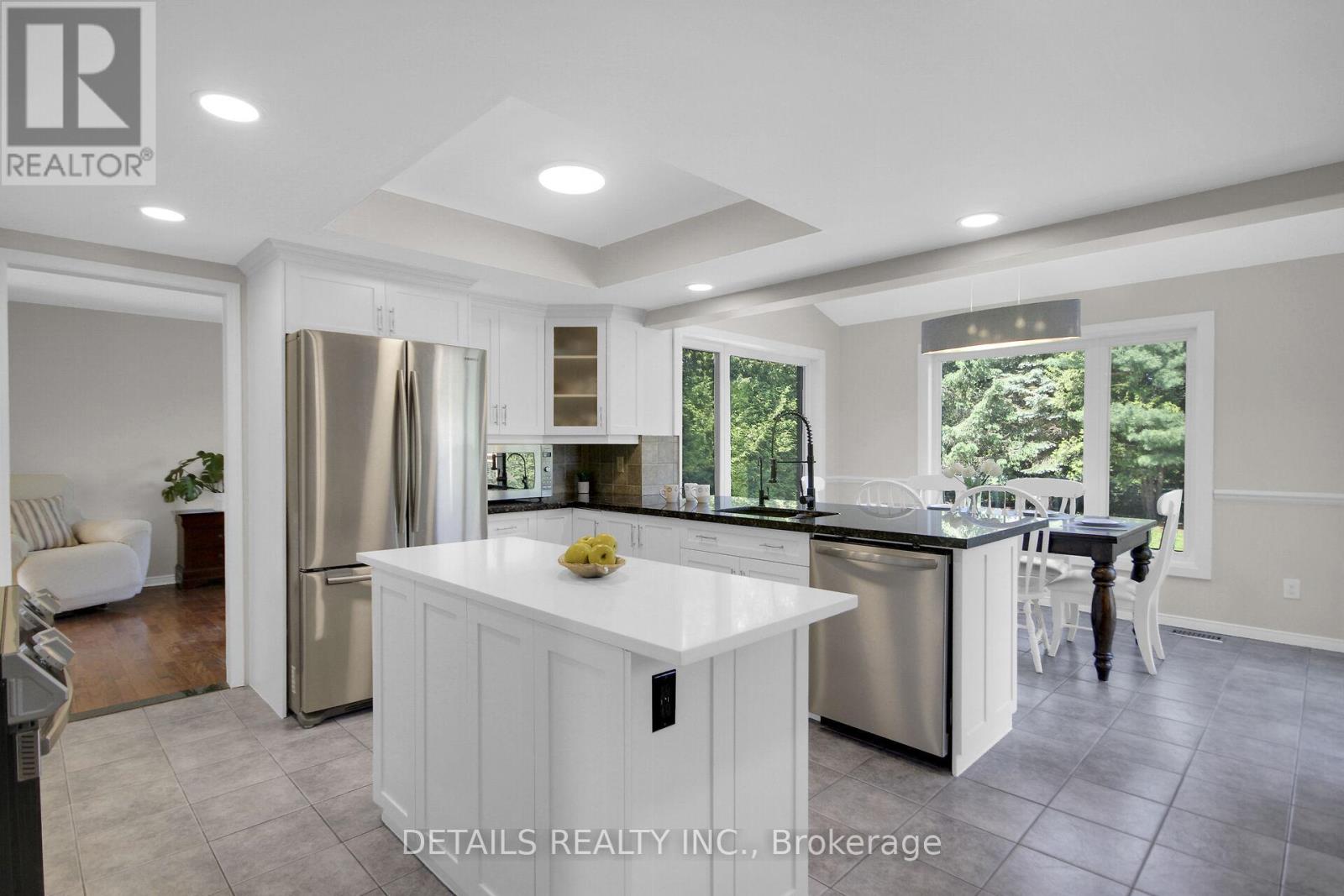 Photo 8 of 1362 Cornfield Crescent, Ottawa ON
