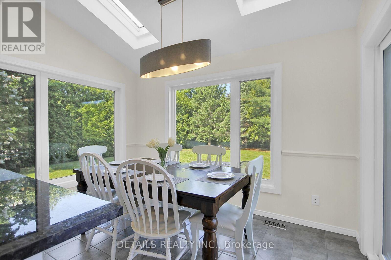Photo 9 of 1362 Cornfield Crescent, Ottawa ON