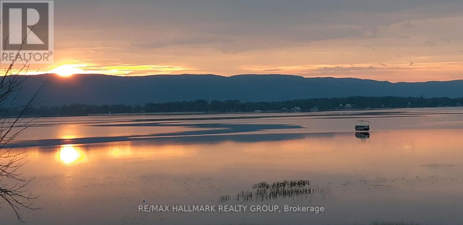 Photo 23 of 500 Bayview Drive, Ottawa ON