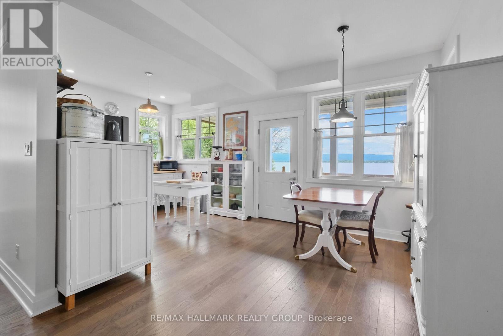 Photo 7 of 500 Bayview Drive, Ottawa ON