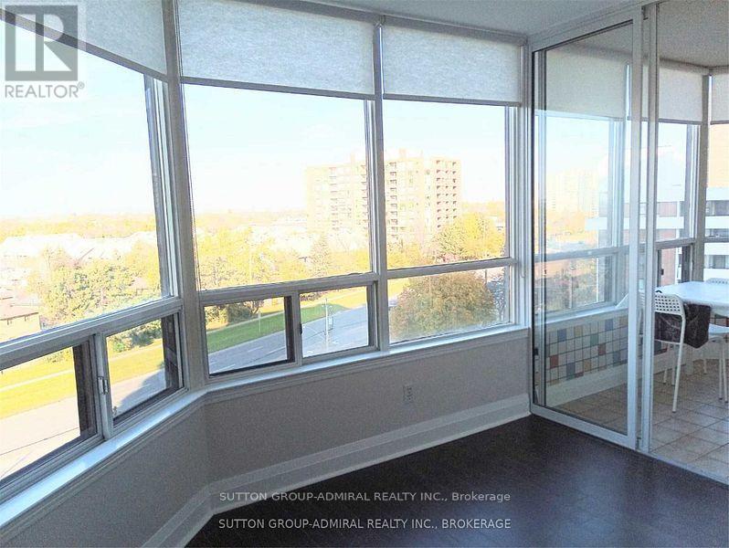 Photo 6 of 814 1131 Steeles Avenue W, Toronto ON