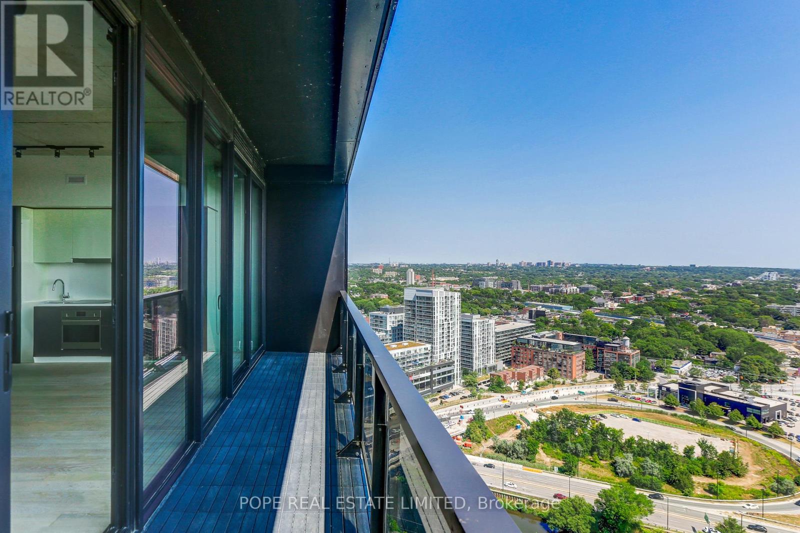 Photo 9 of 2809 170 Bayview Avenue, Toronto ON