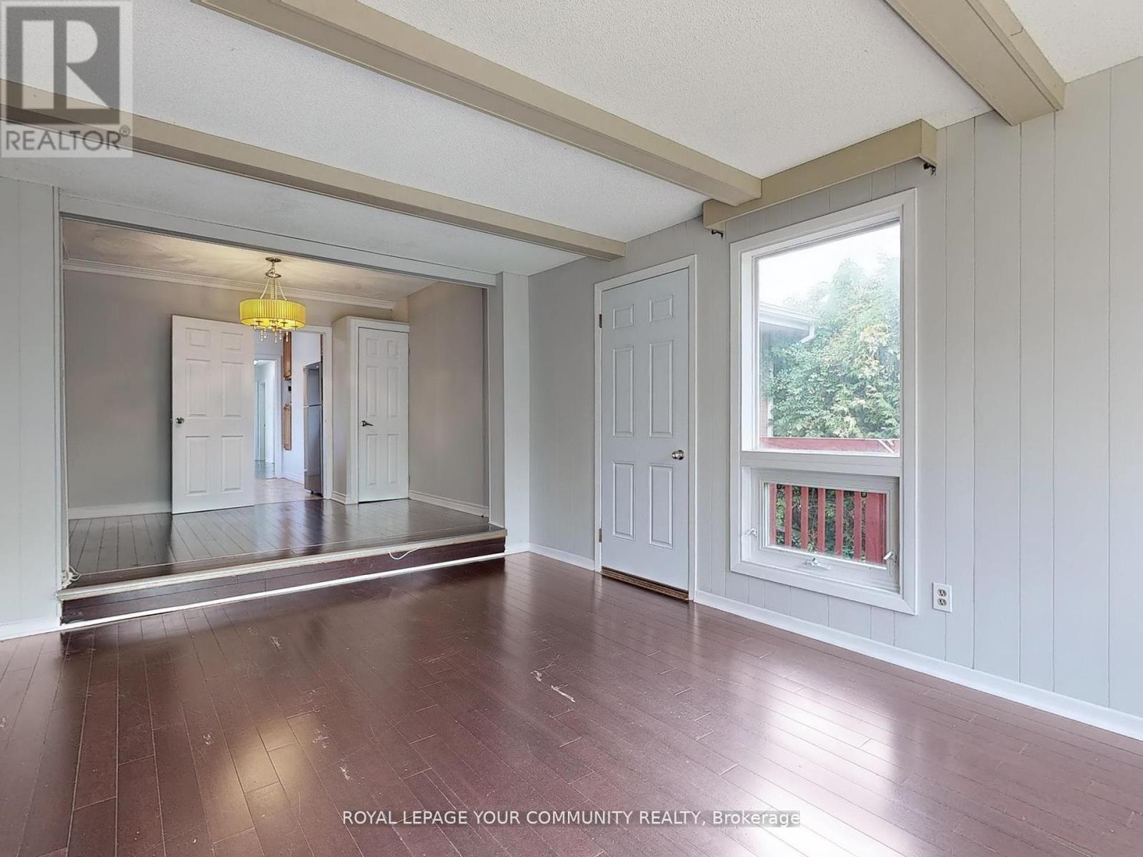 Photo 13 of Main 17 Dobbin Road, Toronto ON
