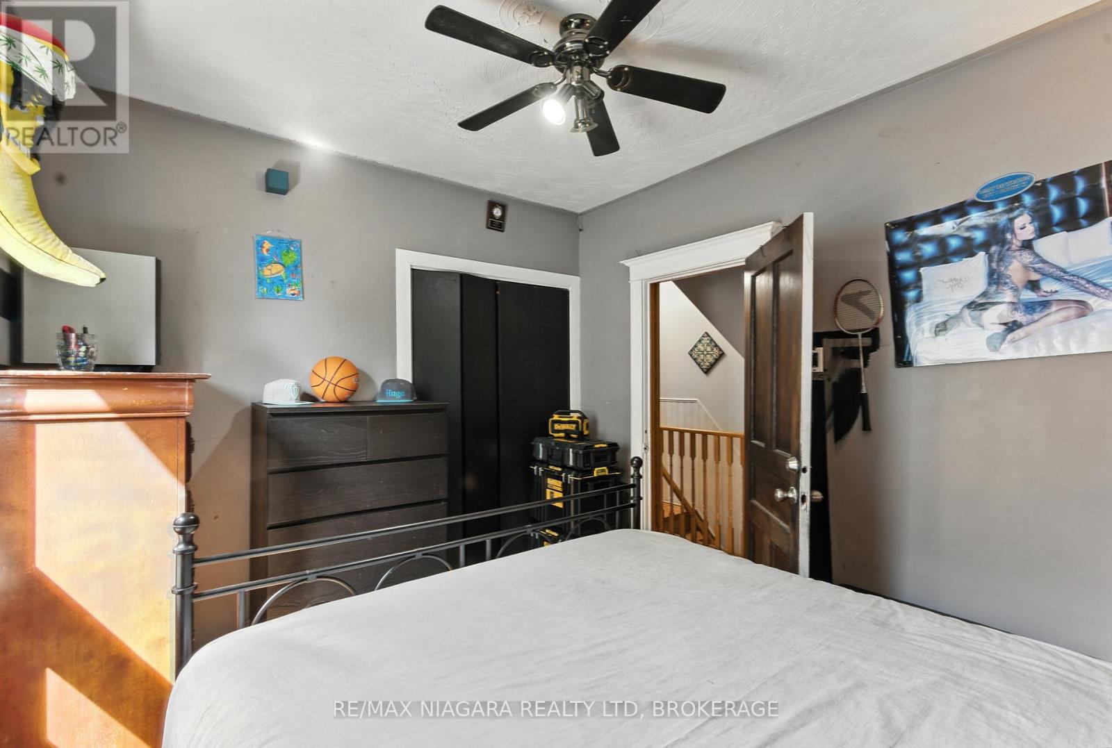 Photo 24 of 107 Beechwood Avenue, Hamilton ON