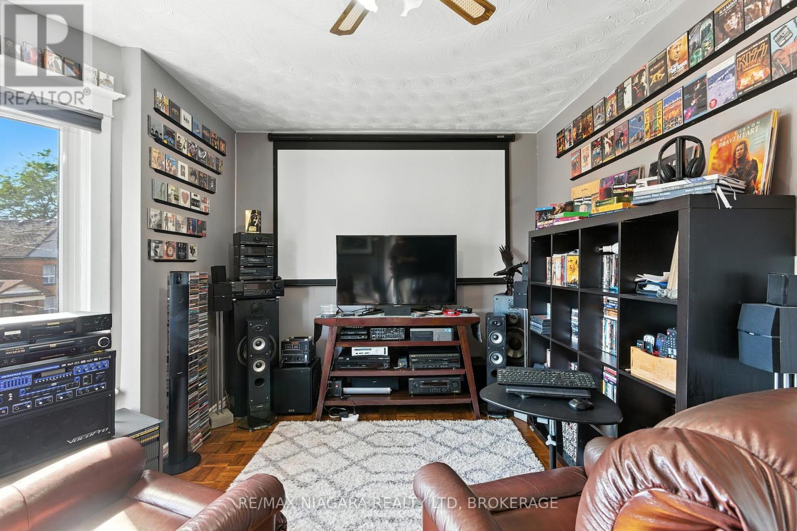 Photo 27 of 107 Beechwood Avenue, Hamilton ON
