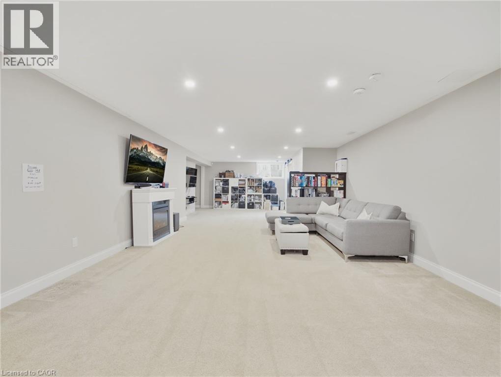 Photo 26 of 14 Ross Avenue N, Simcoe ON