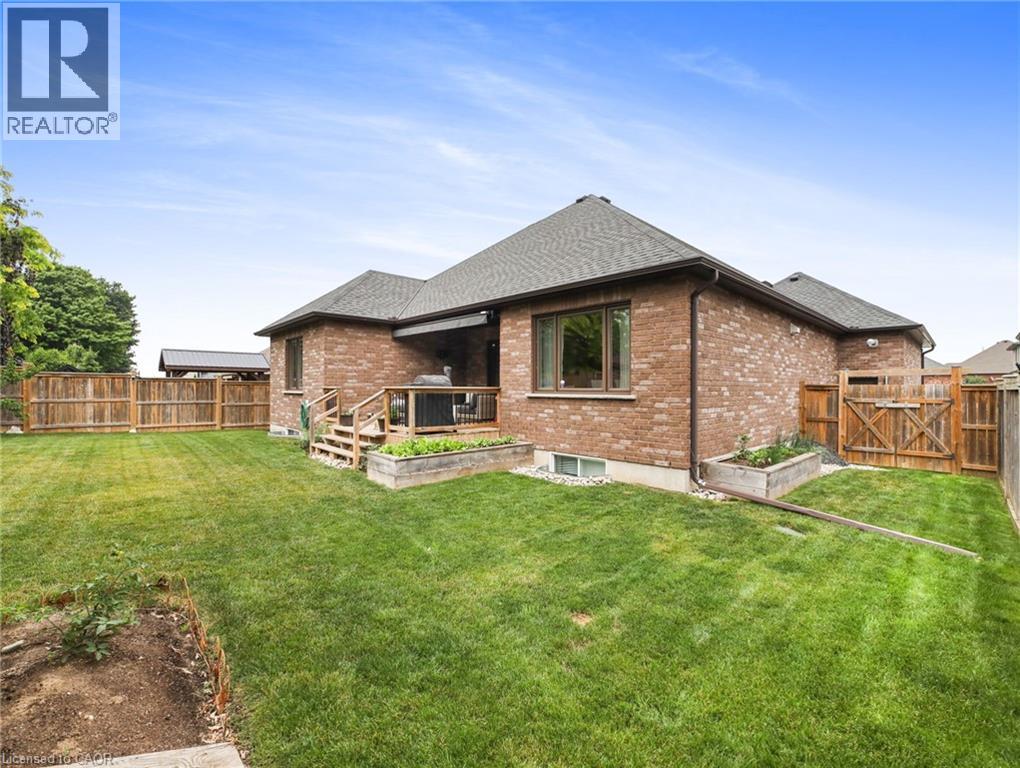 Photo 42 of 14 Ross Avenue N, Simcoe ON