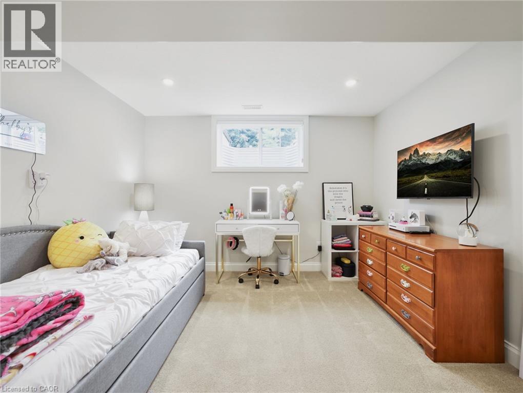 Photo 31 of 14 Ross Avenue N, Simcoe ON
