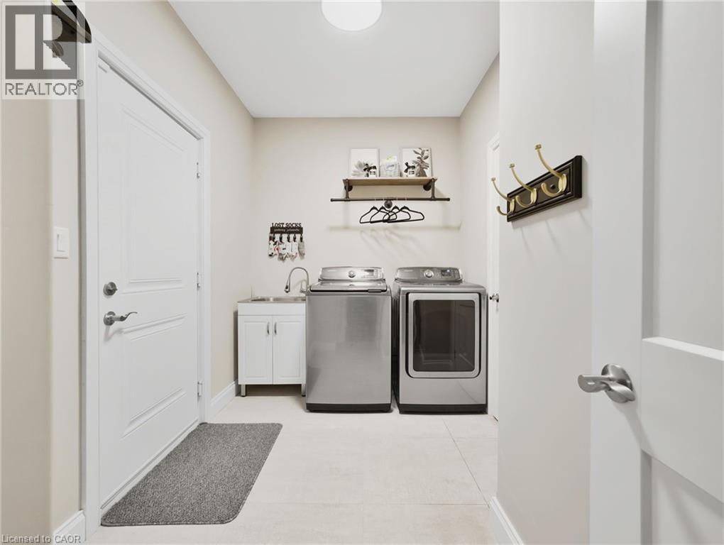 Photo 32 of 14 Ross Avenue N, Simcoe ON