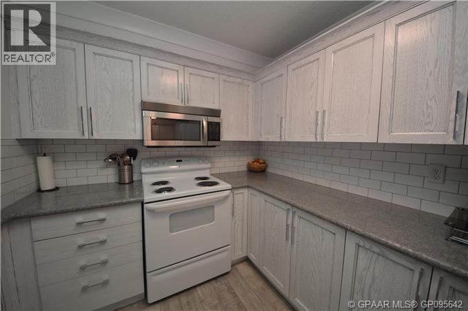 Photo 4 of 104 11240 104 Avenue, Grande Prairie AB