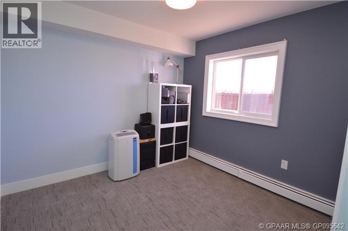 Photo 11 of 104 11240 104 Avenue, Grande Prairie AB