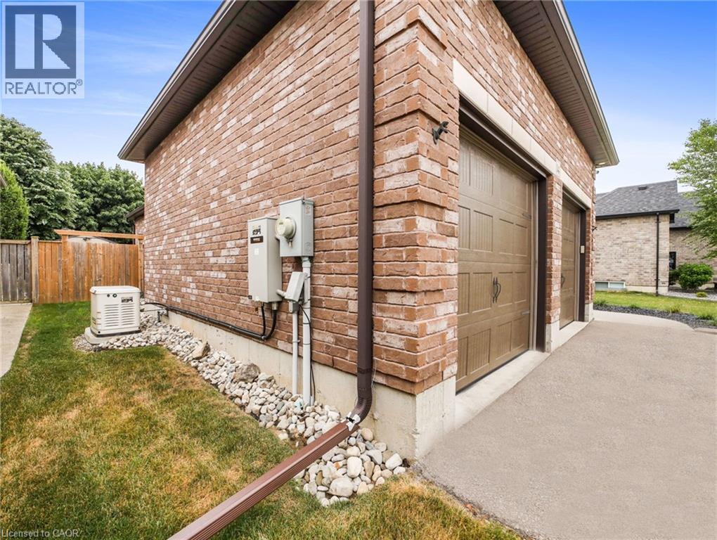 Photo 39 of 14 Ross Avenue N, Simcoe ON