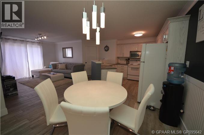 Photo 2 of 104 11240 104 Avenue, Grande Prairie AB