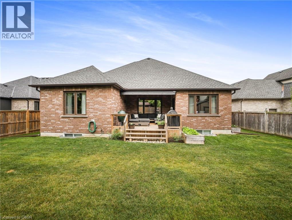 Photo 43 of 14 Ross Avenue N, Simcoe ON