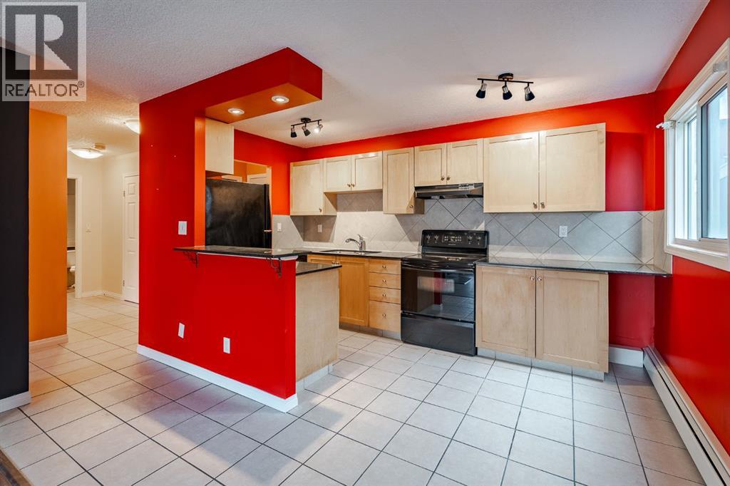 Single Family House for Sale in    Avenue SW Lower Mount Royal Calgary 