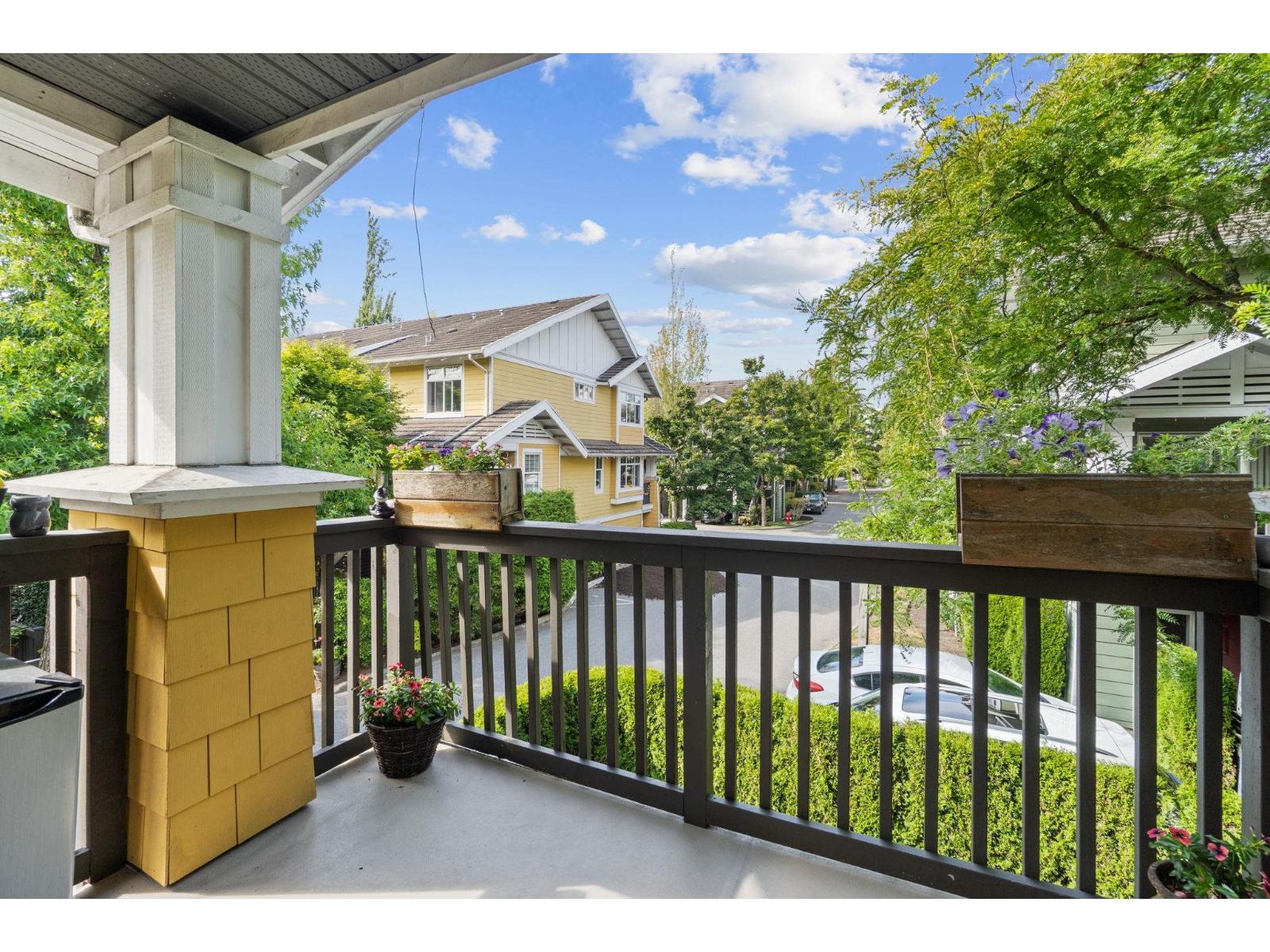 Photo 13 of 25 15233 34 Avenue, Surrey BC