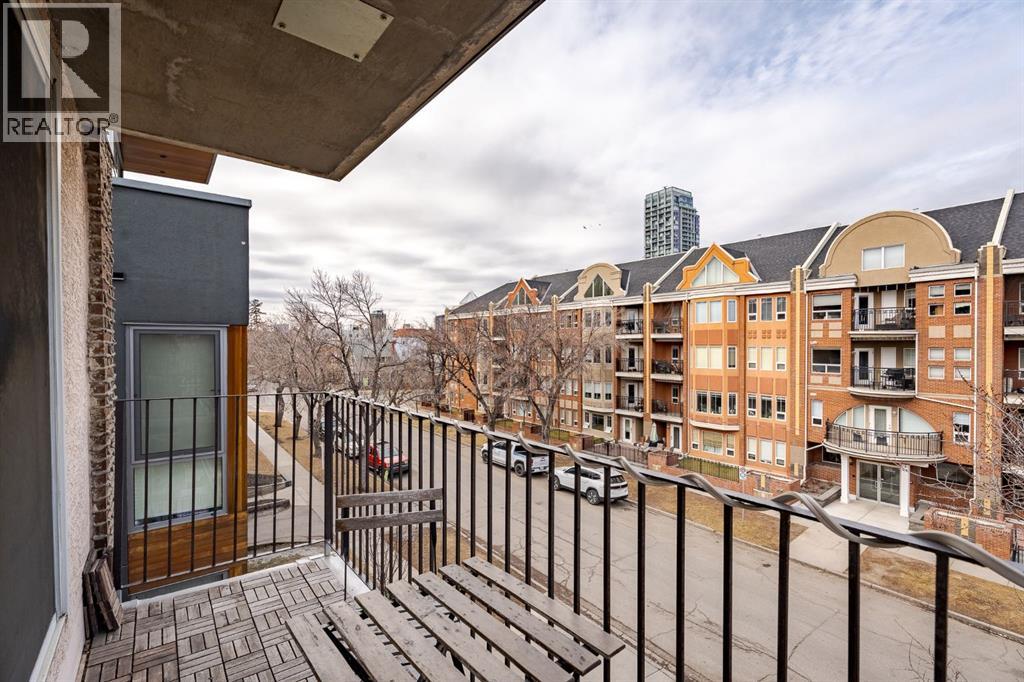 Single Family House for Sale in    Avenue SW Lower Mount Royal Calgary 