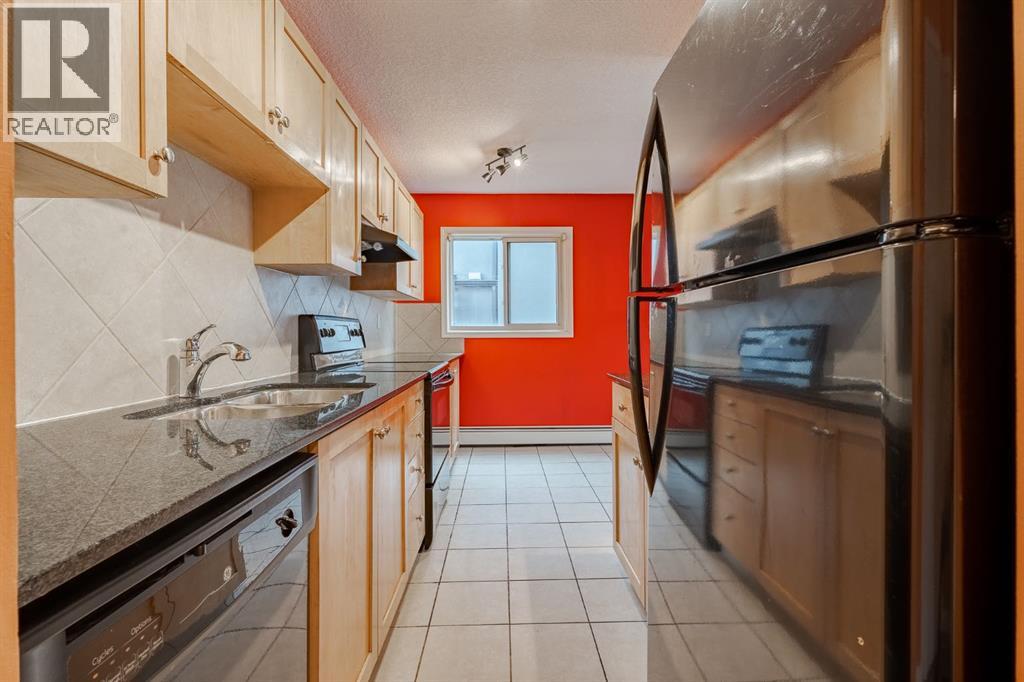 Single Family House for Sale in    Avenue SW Lower Mount Royal Calgary 