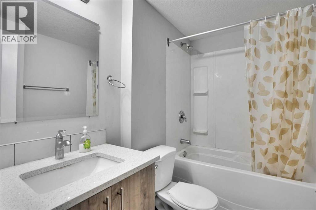 Single Family House for Sale in  Savanna Way NE Saddle Ridge Calgary 