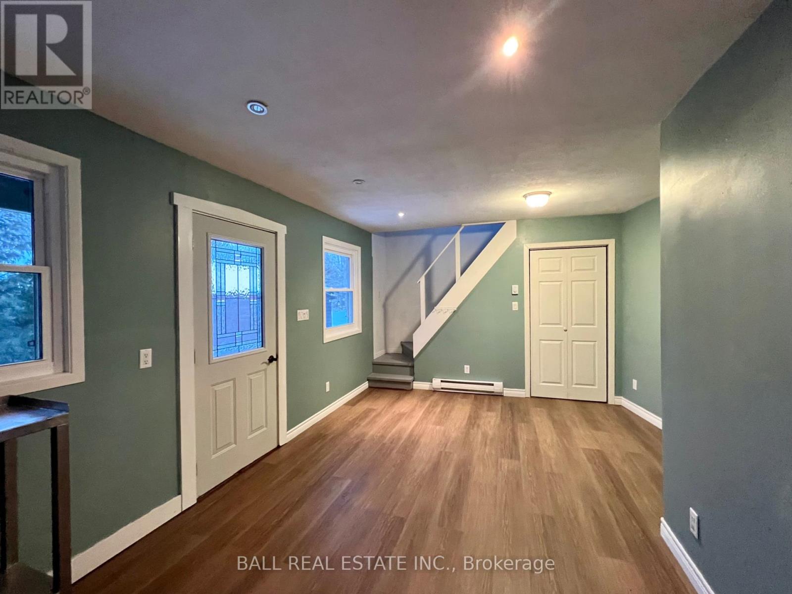 Photo 10 of 134 Water Street, Selwyn ON