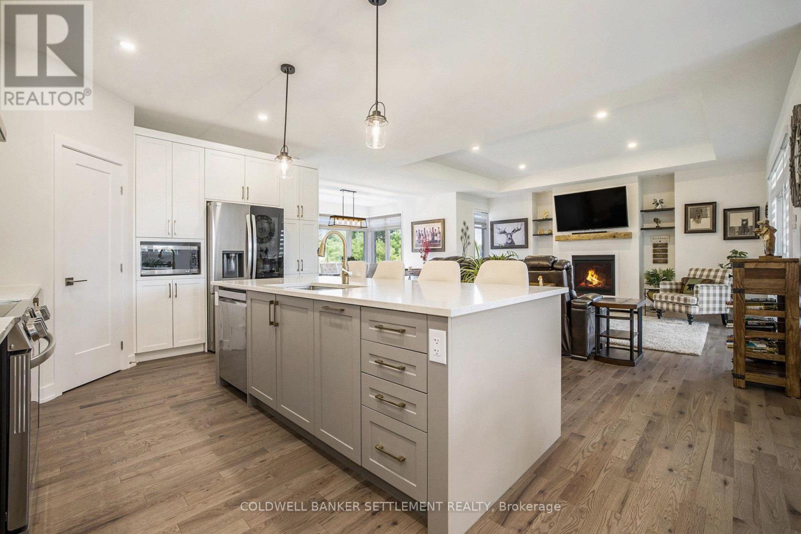 Photo 18 of 77 Diane Drive, Rideau Lakes ON