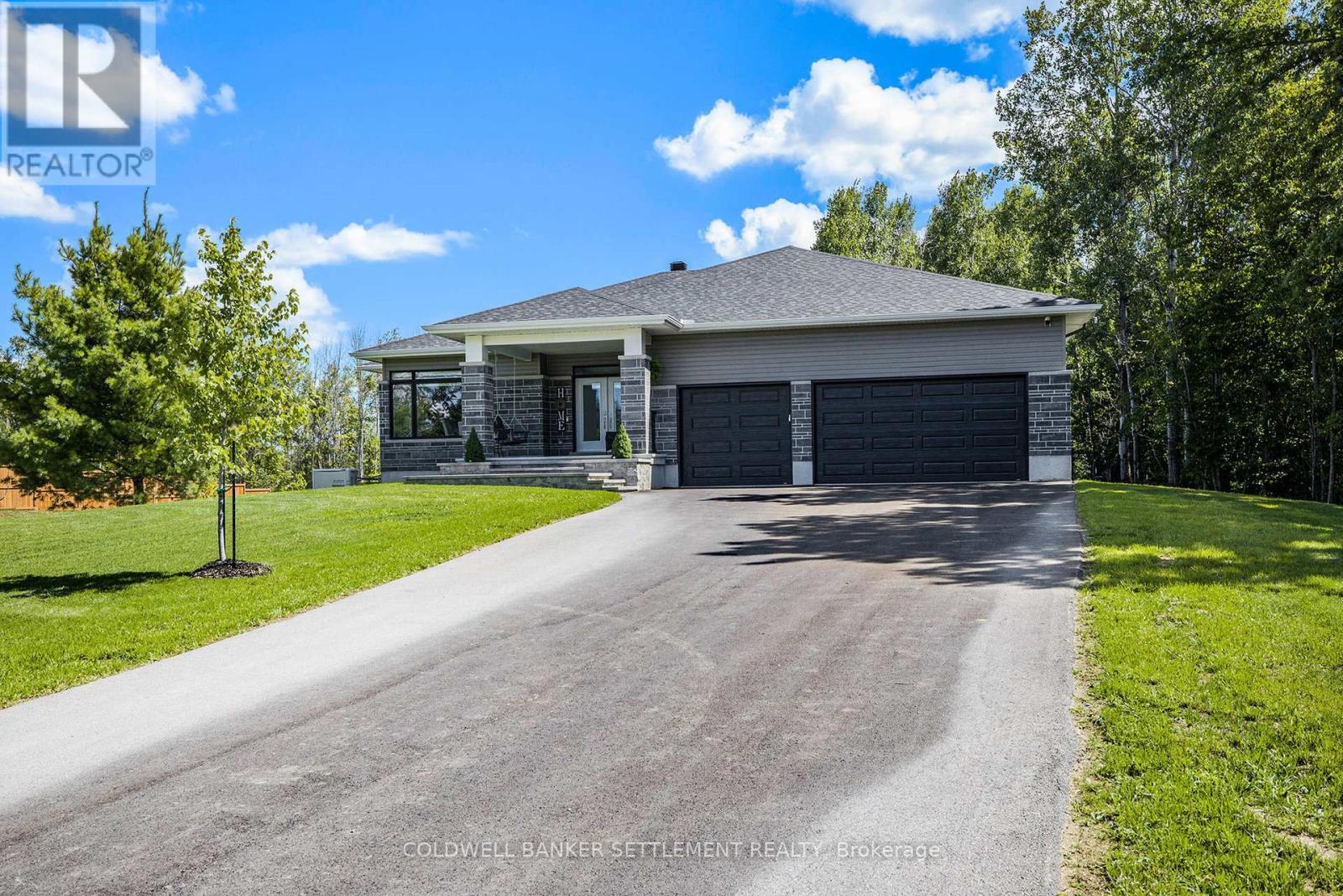 Photo 3 of 77 Diane Drive, Rideau Lakes ON