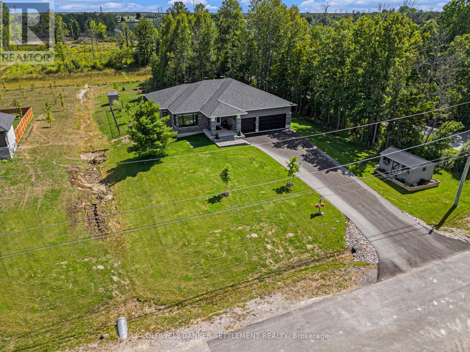 Photo 38 of 77 Diane Drive, Rideau Lakes ON