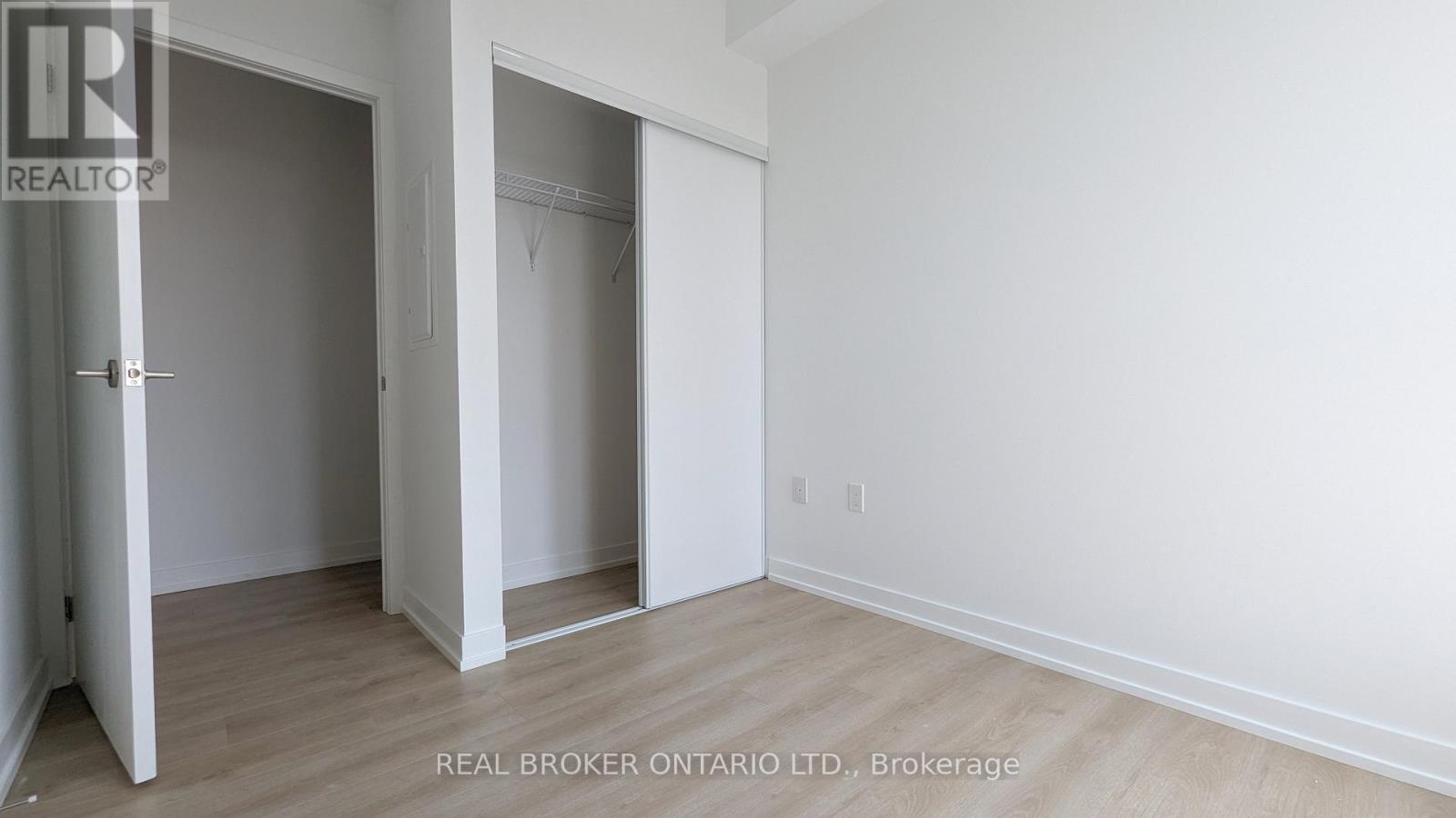 Photo 6 of 515 1195 The Queensway, Toronto ON