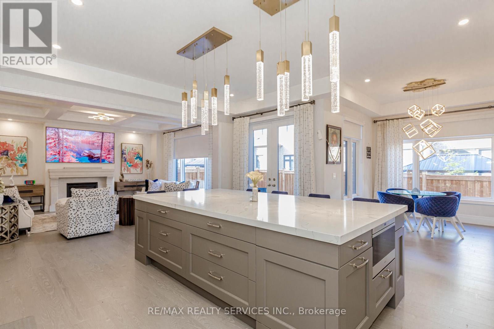 Photo 15 of 1217 Ironbridge Road, Oakville ON