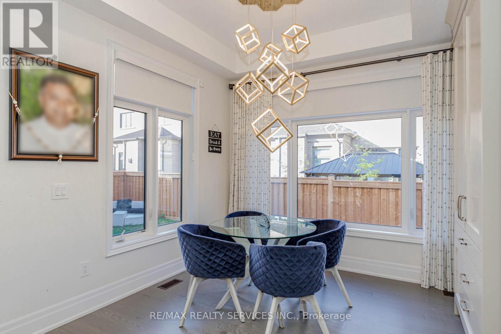 Photo 18 of 1217 Ironbridge Road, Oakville ON
