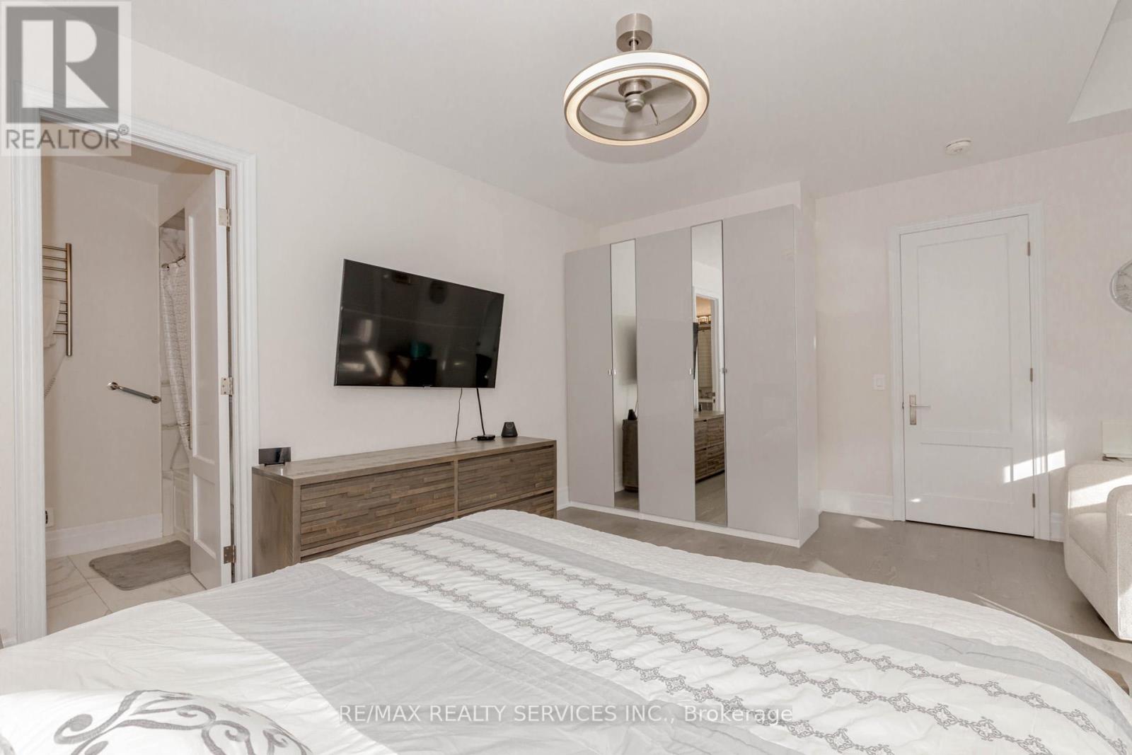Photo 27 of 1217 Ironbridge Road, Oakville ON