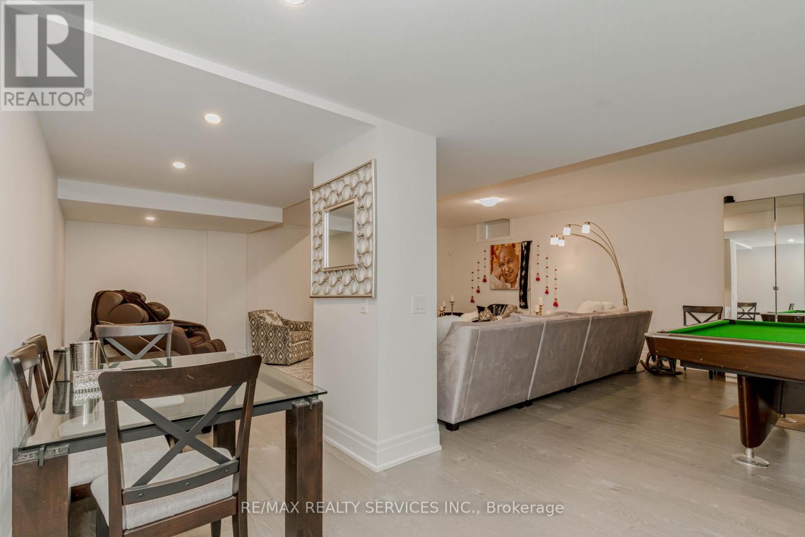 Photo 35 of 1217 Ironbridge Road, Oakville ON