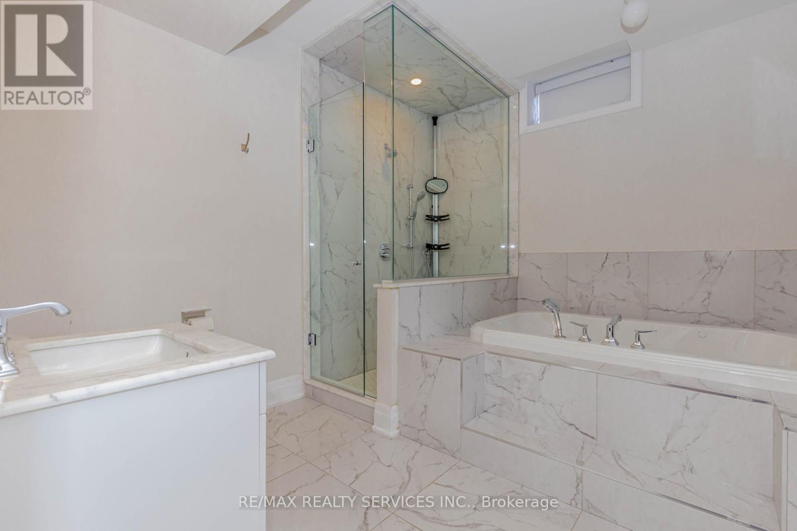 Photo 41 of 1217 Ironbridge Road, Oakville ON