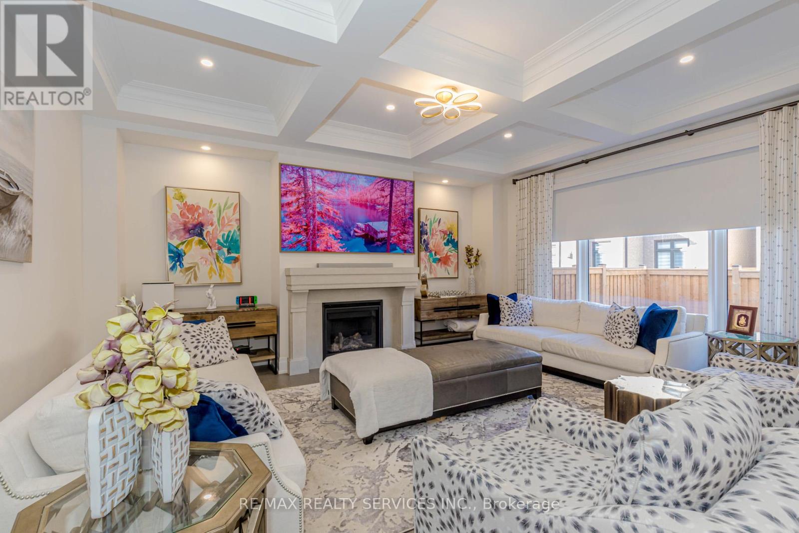 Photo 9 of 1217 Ironbridge Road, Oakville ON
