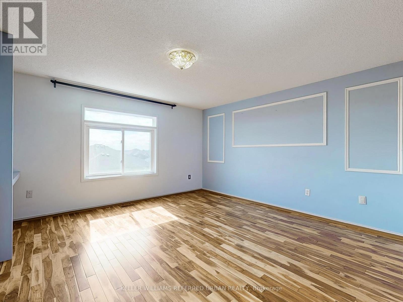 Photo 30 of 32 1050 Bristol Road, Mississauga ON