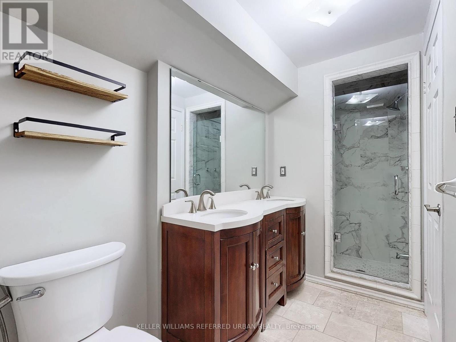 Photo 37 of 32 1050 Bristol Road, Mississauga ON