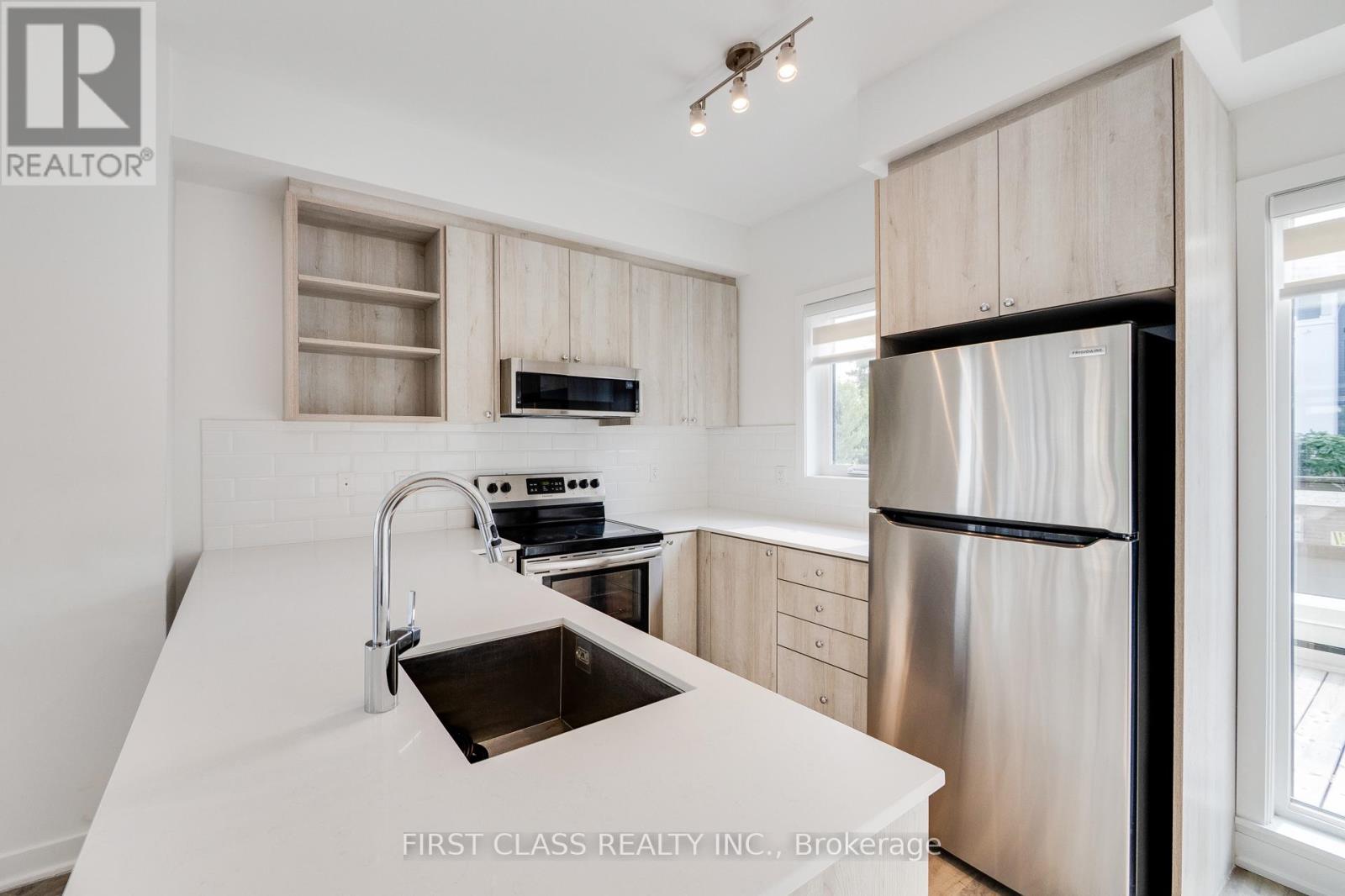 Photo 13 of 5 100 Stanley Green Boulevard, Toronto ON